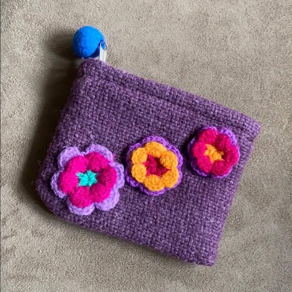 NWOT- Alma Soul Coin/Credit Card Purse - Picture 1 of 4